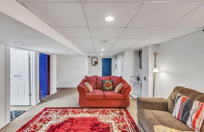 Lovely PET FRIENDLY three bedroom in desirable Urbandale Location! 3 Home by RedAwning - Foto 30