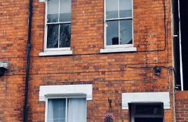 Victorian red-brick home in picturesque market town - Photo 1