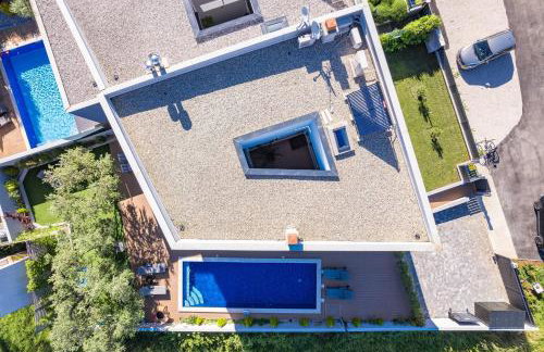 Villa Pinus - Private Pool, Jacuzzi, Game Room - Foto 45
