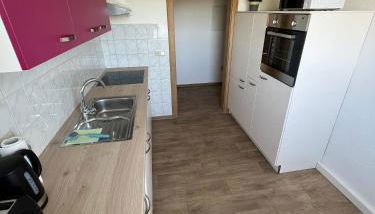 Charming 3-Room Apartment in Hoyerswerda, Lusatian Lake District - Foto 2, stove, dishwasher, toaster