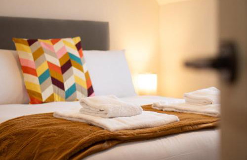 4 The Royal Serviced Apartments, Harwich - Garden- Parking-Fast WiFi - Foto 7