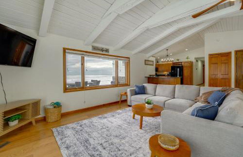 Patios and Views! Lakefront Getaway in Port Hope - Photo 1