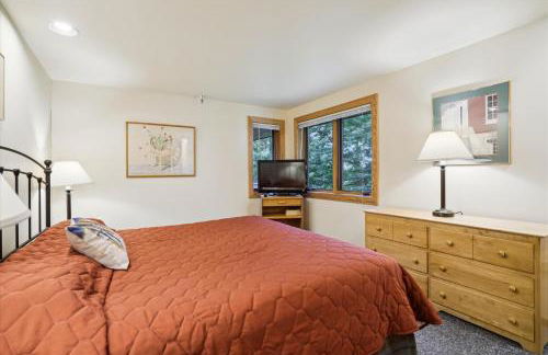 Highridge B20 Spectacular Top Floor Two Bedroom with Loft Condo with Scenic Views and Sports Center - Foto 78