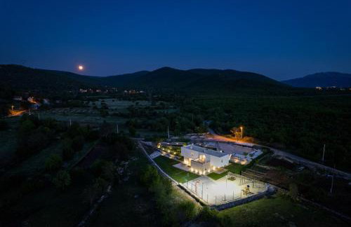 Modern Villa M30 with private pool, 3 en-suite bedrooms - Foto 48