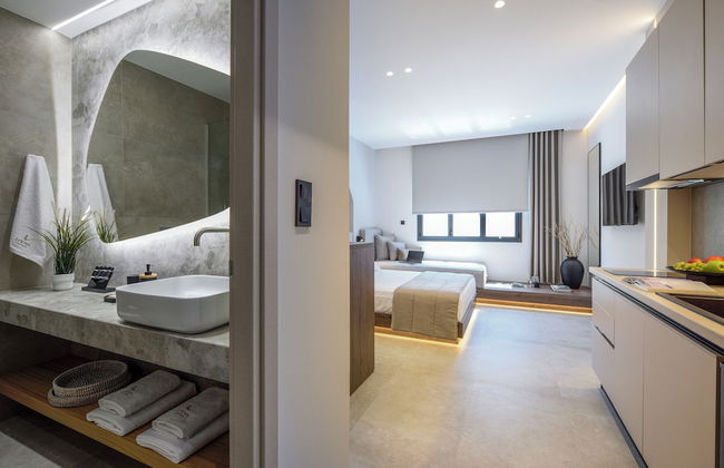 Loena Luxury Suites - Photo 6