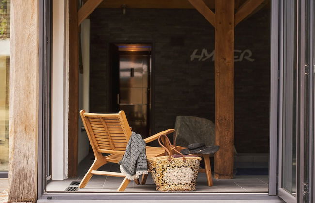 Swifts Return in Lower Ashton - Foto 35