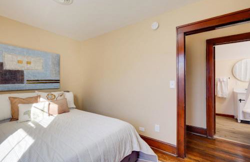 Walk to Main St and Campus! Dtwn Radford Home - Foto 20