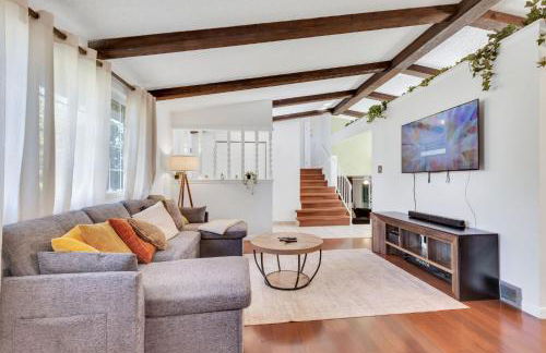 6BD Near DT - BBQ Grill, Games & Football Fun - Photo 45