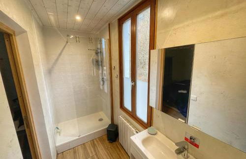 Reflet Bleu du Lac d'Annecy 3 étoiles - Face au lac, Parking gratuit, Paddle board - Foto 5