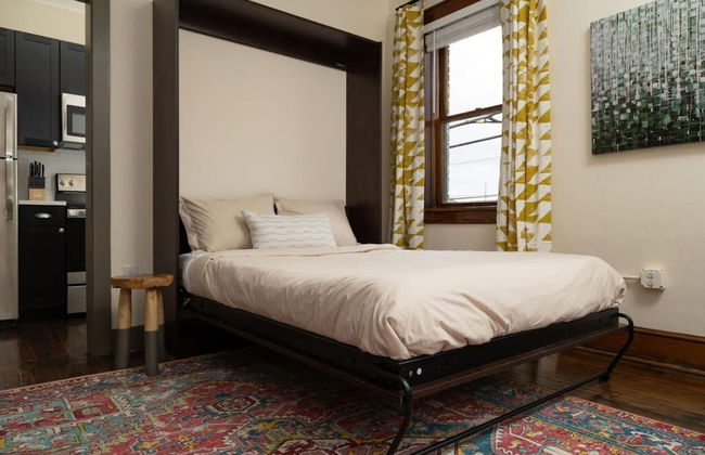 Luxury Multi-unit Historic Building Near Downtown - Photo 9