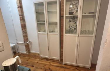 Typical Altbau in the heart of Berlin Wedding - Foto 8