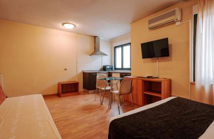 JCH Congreso Apartamentos - Foto 86