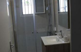 Appartement neuf 2 chambres avec jardin 2 places de parking securise a 300 metres de la plage - Foto 19