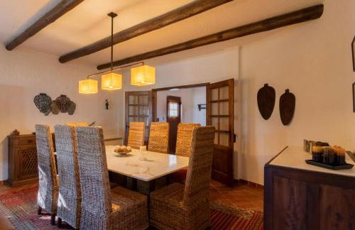 Casa com Piscina Privada em Palmela - Jardim & Estacionamento - Foto 11