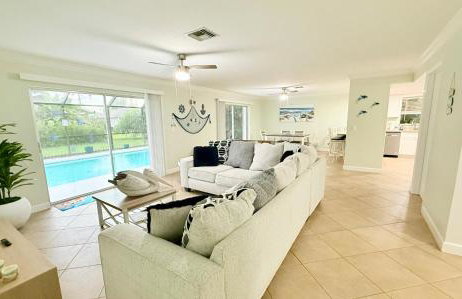 Relaxing place with pool - Foto 19