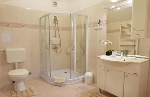 Apartment Appartement in Đuba mit Privater Terrasse by Interhome - Foto 5