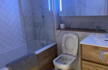 M1 City Centre 3 Bed 3 Bath Luxe Penthouse - Foto 26