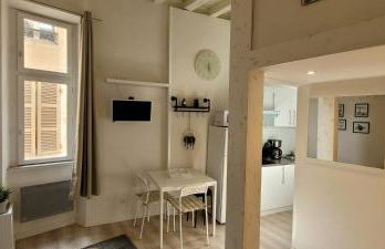 Des Histoires d'Anges - Côté Ville - 2 meublés classés - Accueil Vélo - Foto 10