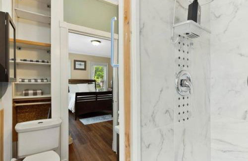 Beautiful Studio Apartment in Historic House - Foto 8