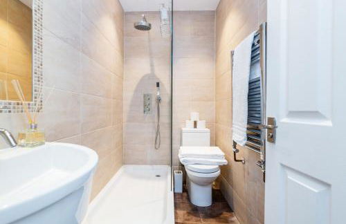 Elegant 3Bed Apartment in Kensington Olympia - Foto 13