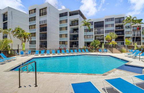 Moon Bay Condo, Paradise Found! Heated pool, boat slip, resort amenities and concierge services available! - Foto 9