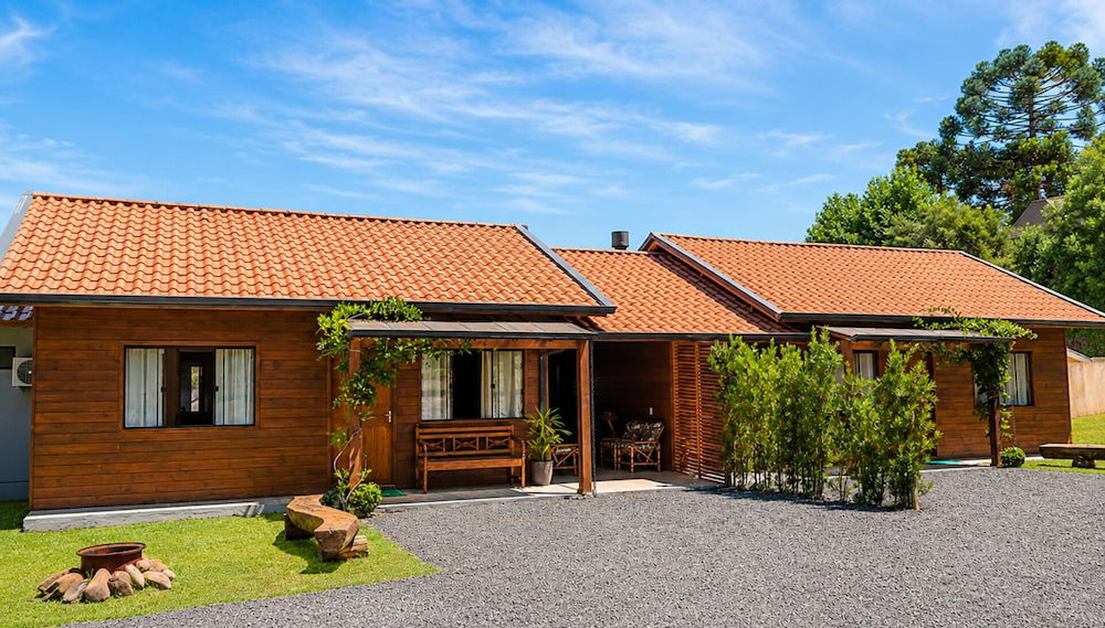 Casa Completa | 2 Suítes + Jardim com Fogo de Chão - Foto 1, Profilbild
