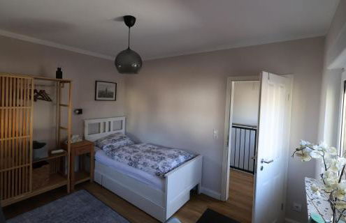 5-Zi. Wohnung in Bahnhofsnähe - 24/7 self-check-in - Foto 8