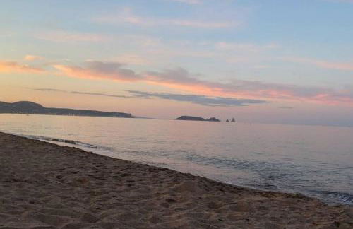 Paraíso Playa de Pals - reformado primera línea de mar con parking - Foto 17