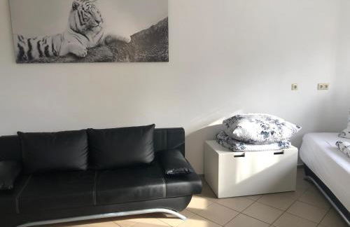 KRAICHGAU # 1-ZKD mit EBK, modern und barrierefrei, Monteurzimmer, SELF-CHECK-IN - Foto 8