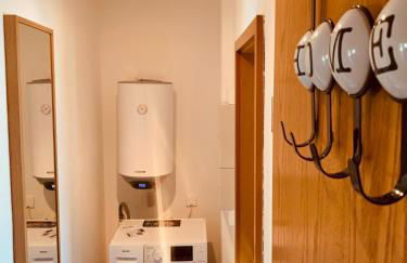 FELIX LIVING 5, Helle 2-Zimmer Wohnung mit Terrasse & Parkplatz, Langzeit & Business geeignet - Photo 13