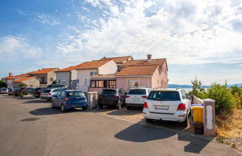 Awesome Apartment In Omisalj With Wifi - Foto 10