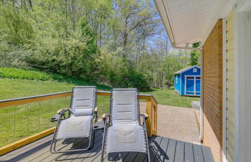 Lakefront Kingsport Home with Private Hot Tub! - Foto 32