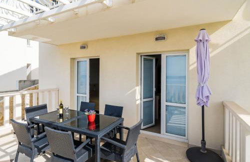 Villa Samba - Two-Bedroom Apartment with Terrace and Sea View - A4 1 - Foto 21