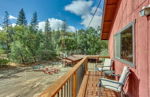 Pet-Friendly Escape w/ Game Room & Fire Pit! - Foto 28