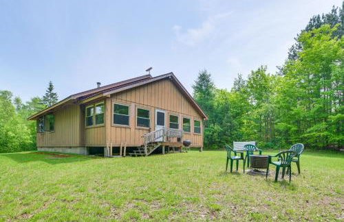 Michigan Retreat on 10 Acres Hike, Fish and Explore - Foto 1