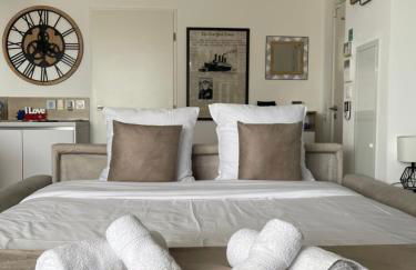 Q&R Renting - Appartement luxueux et Suites Design - Parking AC Mer - Foto 11