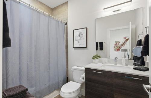 5 mins to Downtown - Houston Rodeo - Sleeps 7 - Photo 32