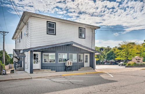 Williams Bay Getaway with Geneva Lake Views! - Foto 21