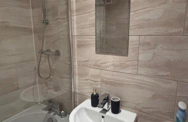Entire Ground floor apartment Stratford Upon Avon - Photo 10