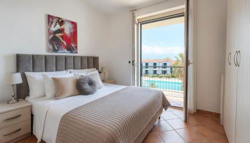 Scalea Apartments & Pool - Photo 2