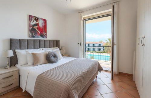 Scalea Apartments & Pool - Photo 2