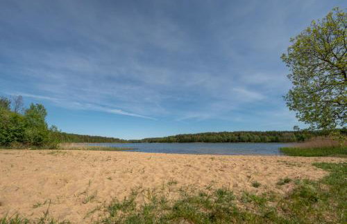 Domek Jelonek nad jeziorem i rzeką - Foto 25