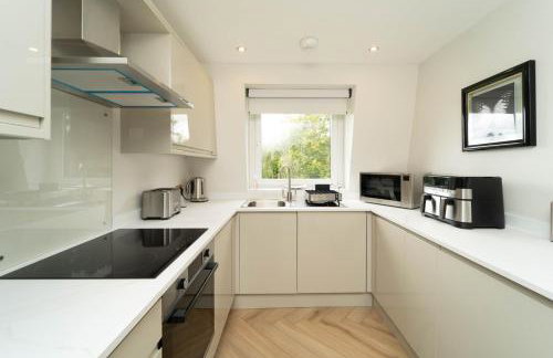 Eagleside Apartments, Luxury 2-Bedroom Apartment Near Gleneagles, Sleeps 4 - Foto 12