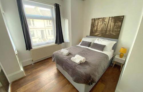 Evo Green Gravesend 2 bed Apartment, 2 mins Station, Town Centre - Foto 8