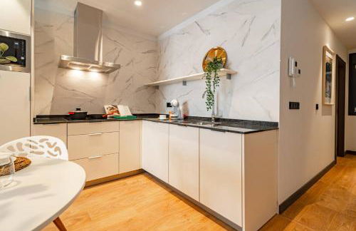 Edificio Fénix by Plaza Mayor Apartamentos - Photo 34