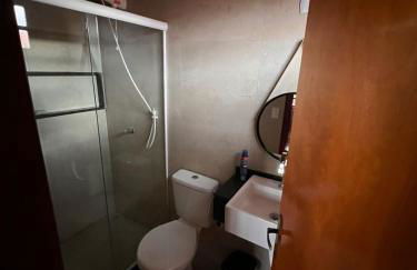 Casa de Campo Novo gravatá em condomínio, lazer completo com piscina compartilhada, churraqueira e forno a lenha privado e uma vista espetacular e com aquele friozinho - Foto 12