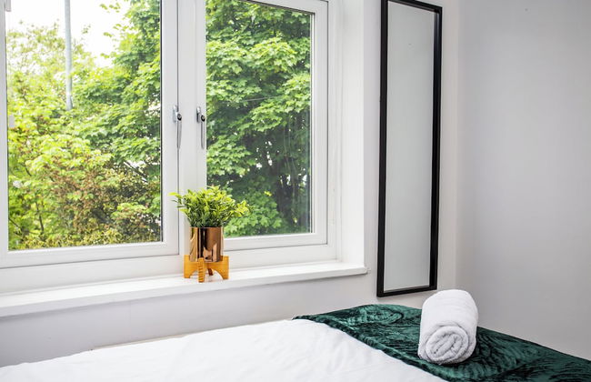 Spacious 5 Bed House Newcastle Gateshead - Photo 32