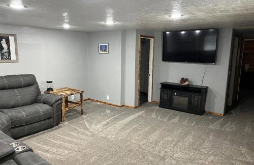 Cozy Home Between Zion & Bryce - Photo 5