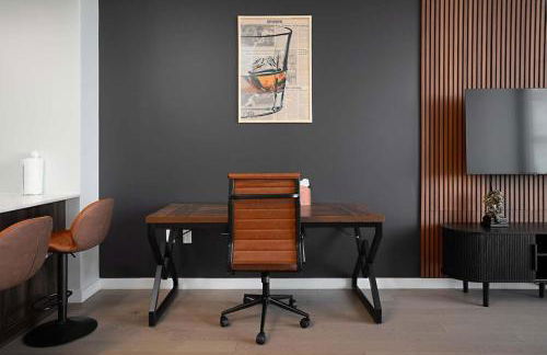 Exclusive 1BR Apt with NYC View - Foto 21