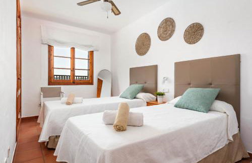 Villas Playas de Fornells by Escape Home - Foto 40